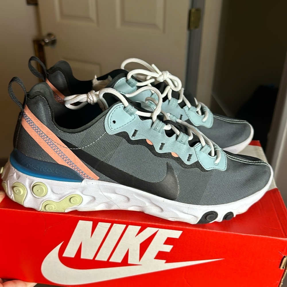 Nike react element 55 ocean cude